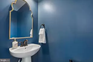 43498 Apple Orch Sq, Ashburn, VA 20148 - Photo 17