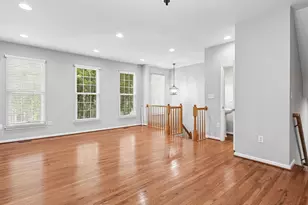 43452 Laidlow St, Chantilly, VA 20152 - Photo 3