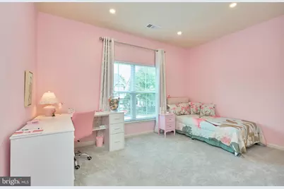42719 Explorer Drive, Brambleton, VA 20148 - Photo 39