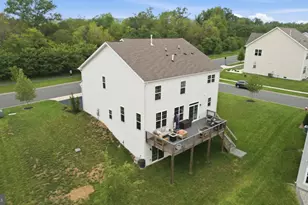 17992 Ridgewood Pl, Round Hill, VA 20141 - Photo 41