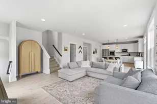 17992 Ridgewood Pl, Round Hill, VA 20141 - Photo 13