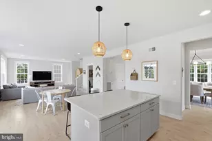 17992 Ridgewood Pl, Round Hill, VA 20141 - Photo 21