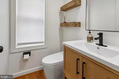 42855 Chatelain Circle, Ashburn, VA 20148 - Photo 5