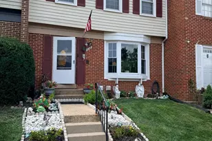 1028 Temple Ct, Sterling, VA 20164 - Photo 1