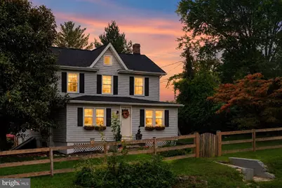 411 E A Street, Purcellville, VA 20132 - Photo 1
