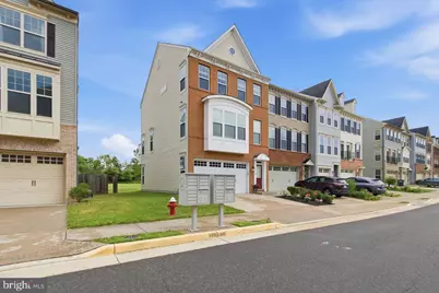 25288 Arrowroot Terrace, Chantilly, VA 20152 - Photo 3