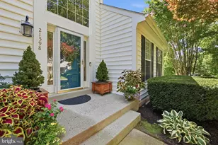 21598 Goodwin Ct, Broadlands, VA 20148 - Photo 5