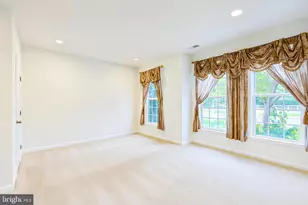 43698 Chicacoan Creek Square, Leesburg, VA 20176 - Photo 9