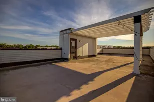 23098 Sullivans Cove Sq, Brambleton, VA 20148 - Photo 11
