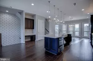 23098 Sullivans Cove Sq, Brambleton, VA 20148 - Photo 19