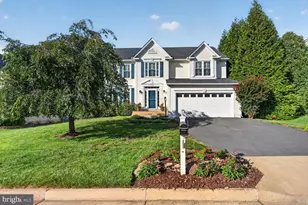 47638 Rhyolite Pl, Sterling, VA 20165 - Photo 3