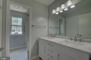 74 McPherson Cir, Sterling, VA 20165 - Photo 33
