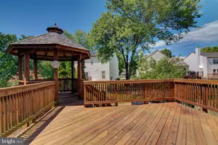 74 McPherson Cir, Sterling, VA 20165 - Photo 43