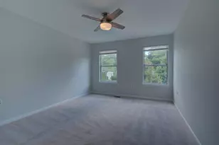 74 McPherson Cir, Sterling, VA 20165 - Photo 29