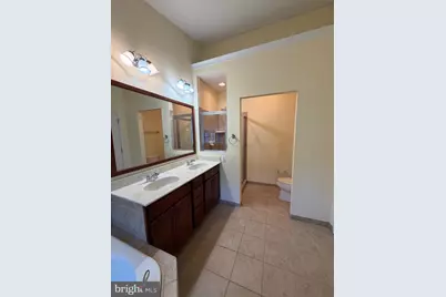 43237 Mitcham Square, Ashburn, VA 20148 - Photo 45