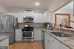 20322 Beechwood Terrace, Ashburn, VA 20147 - Photo 9