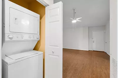 20322 Beechwood Terrace #301, Ashburn, VA 20147 - Photo 17