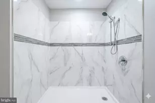 20290 Beechwood Terrace, Ashburn, VA 20147 - Photo 9