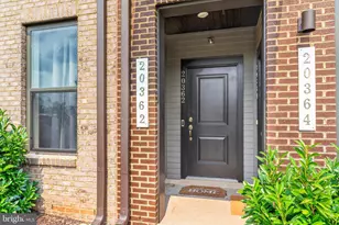 20362 Newfoundland Sq, Ashburn, VA 20147 - Photo 1