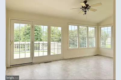 43520 Lucketts Bridge Circle, Ashburn, VA 20148 - Photo 11
