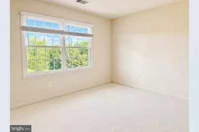 43520 Lucketts Bridge Circle, Ashburn, VA 20148 - Photo 23