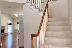 43520 Lucketts Bridge Cir, Ashburn, VA 20148 - Photo 3
