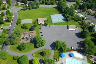 120 E Meadowland Ln E, Sterling, VA 20164 - Photo 3