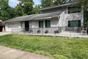 120 E Meadowland Ln E, Sterling, VA 20164 - Photo 1