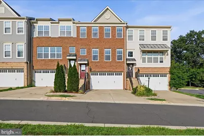 43350 Wayfarer Square, Chantilly, VA 20152 - Photo 1