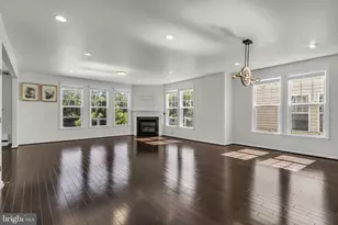 42522 Stratford Landing Dr, Brambleton, VA 20148 - Photo 9