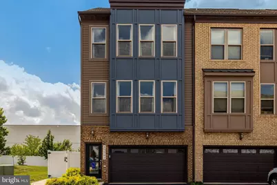 45369 Daveno Square, Sterling, VA 20164 - Photo 1