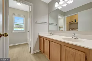 3 Whaley Ct, Sterling, VA 20165 - Photo 17