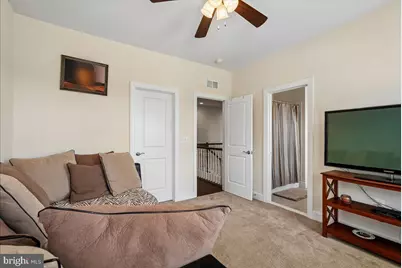 41700 Wakehurst Place, Leesburg, VA 20176 - Photo 47