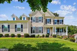 41700 Wakehurst Pl, Leesburg, VA 20176 - Photo 1