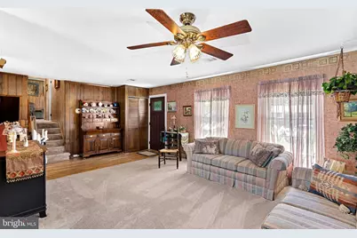 305 N Argonne Avenue, Sterling, VA 20164 - Photo 9