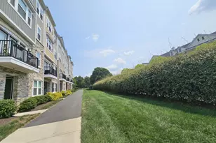 42023 Glade Creek Terrace Terrace, Aldie, VA 20105 - Photo 3