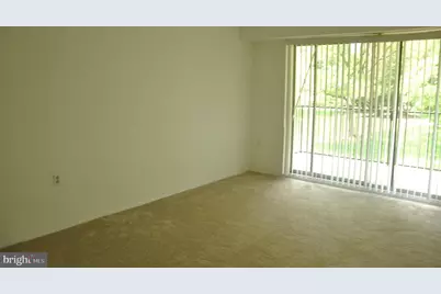 125 Clubhouse Drive SW #6, Leesburg, VA 20175 - Photo 3