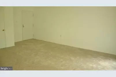 125 Clubhouse Drive SW #6, Leesburg, VA 20175 - Photo 5