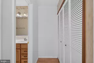 323 Avondale Dr, Sterling, VA 20164 - Photo 33