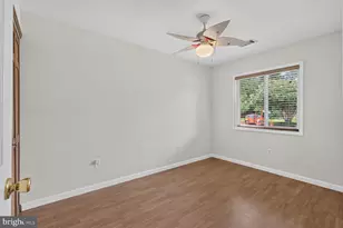 323 Avondale Dr, Sterling, VA 20164 - Photo 39