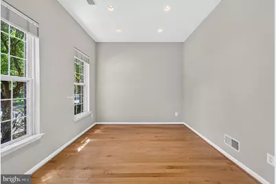 26025 Murrey Drive, Chantilly, VA 20152 - Photo 9