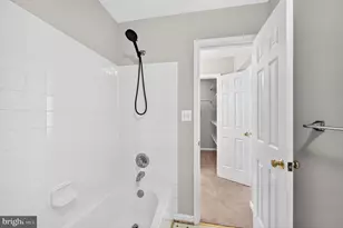 26025 Murrey Dr, Chantilly, VA 20152 - Photo 45