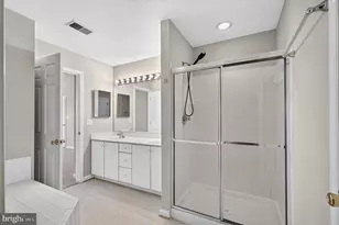 26025 Murrey Dr, Chantilly, VA 20152 - Photo 33
