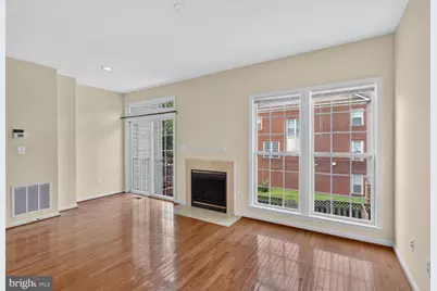 21929 Bayard Terrace, Broadlands, VA 20148 - Photo 3