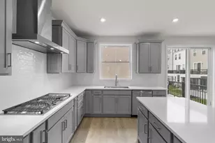 1 Picasso Square, Ashburn, VA 20148 - Photo 3