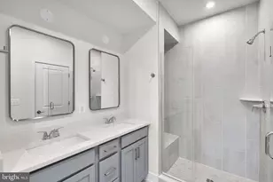 1 Picasso Square, Ashburn, VA 20148 - Photo 17