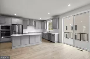 1 Picasso Square, Ashburn, VA 20148 - Photo 7