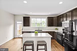 209 Miles Hawk Terrace, Purcellville, VA 20132 - Photo 11