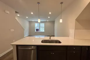 42639 Darala Dr, Ashburn, VA 20147 - Photo 11