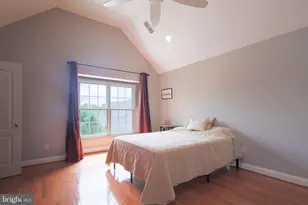 22918 N Brown Square, Ashburn, VA 20148 - Photo 45